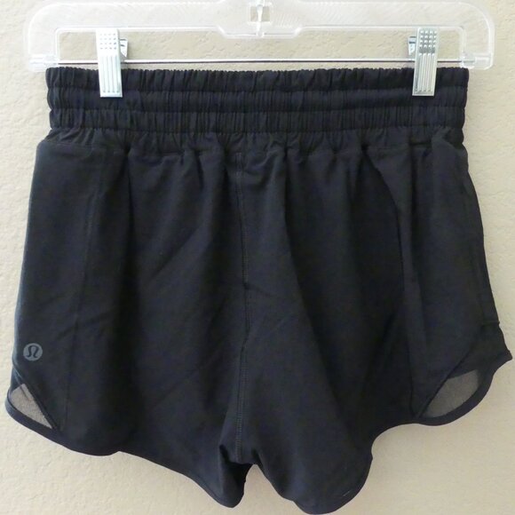 Lululemon Hotty Hot High-Rise Lined 2.5" Short - Black - Size 4 - Picture 2 of 4